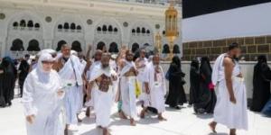 السعودية.. طلائع حجاج بيت الله الحرام يصلون إلى المسجد الحرام