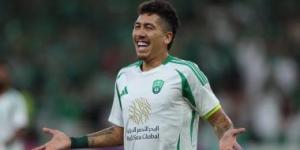 وكيل فيرمينو يرد على أنباء مفاوضات الأهلى لضمه فى الميركاتو الصيفى