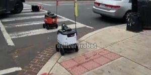 فيديوهات صادمة توثق فوضى روبوتات التوصيل فى الشوارع وتكشف مخاطرها