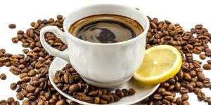 "حقنة القهوة الشرجية".. قصة هوس "الديتوكس" القاتل