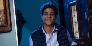 أحمد داش: شخصيتي في “هاملت” مرهقة نفسيًا.. والعمل مع هند صبري وطارق لطفي إضافة كبيرة