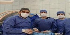 إنقاذ فتاة من شلل دائم بعد جراحة دقيقة للعمود الفقري في الإسماعيلية