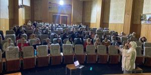 جامعة قناة السويس تنظم ندوة بمدرسة 25 يناير الثانوية بنات لتعزيز الثقة بالنفس