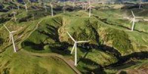 على عكس رغبة ترامب.. كيف سرعت حرب إيران التحول للطاقة النظيفة؟
