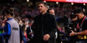 فالنسيا ضد أتلتيكو مدريد ..سيميوني يصل لـ1000 مباراة مع الروخيبلانكوس