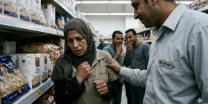 سجــــون بـلا قضبــان.. رحلة الأمهات من جحيم البيوت إلى مقصلة الإجراءات