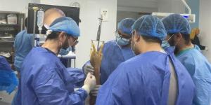 إجراء أول عملية دقيقة بمنظار مفاصل الرسغ والكوع بمستشفيات سوهاج الجامعية