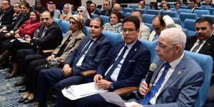 أحمد القاصد يناقش موازنة جامعة المنوفية ويطالب بدعم توسعات معهد الأورام