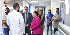 نائب وزير الصحة تجري جولة موسعة بقنا لمتابعة الاستراتيجية السكانية وتطوير الرعاية الطبية