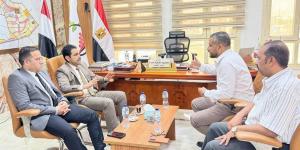 نائب رئيس "المجتمعات العمرانية" الجديدة يبحث دفع عجلة التنمية العمرانية بـ "العبور الجديدة"
