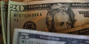 سعر الدولار اليوم الجمعة 15-5-2026 أمام الجنيه في البنوك المحلية