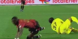 المهدى سليمان ينقذ الزمالك من هدف محقق أمام اتحاد العاصمة فى نهائى الكونفدرالية