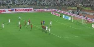 عدى الدباغ يسجل هدف الزمالك الأول فى شباك اتحاد العاصمة بنهائى الكونفدرالية.. فيديو