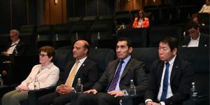 وزير الرياضة يشهد توقيع عقد استضافة مصر لبطولة العالم للجمباز الفنى للناشئين