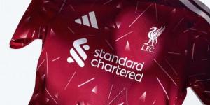فى غياب محمد صلاح.. ليفربول يكشف عن قميصه الجديد فى الموسم المقبل