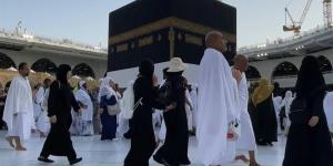 أدعية الطواف حول الكعبة 2026.. ماذا يقول الحاج أثناء الطواف؟