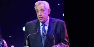 وعكة صحية تُدخل سامح مهران المستشفى.. ودعوات واسعة بالشفاء لرائد المسرح المصرى