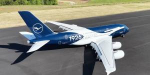 أكبر طائرة إيرباص A380 لاسلكية فى العالم تقترب من حجم طائرات سيسنا