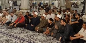 ليالي الذكر والابتهال تتواصل بمسجد الإمام الحسين في خامس أمسيات العشر المباركات