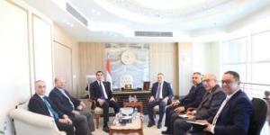وزيرا الشباب والتعليم العالى يبحثان تطوير الرياضة الجامعية بحضور ياسر إدريس