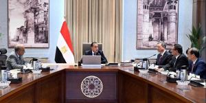 رئيس الوزراء يلتقي رئيس شركة الصين لهندسة الطاقة المحدودة لبحث سبل التعاون المشترك