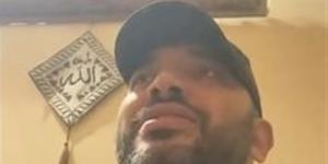 مهندس يبدع في تلاوة القرآن الكريم (فيديو)