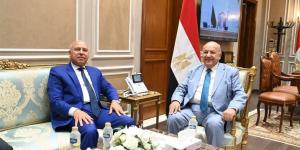 وكيل مجلس النواب يبحث مع "الوزير" مستقبل النقل الذكي وتسعير تذكرة القطار السريع