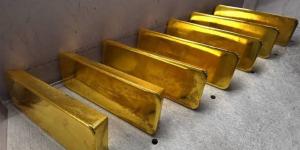 الذهب في مصر يتحرك بحذر وسط استقرار الفائدة وتراجع الدولار