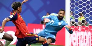 لامين يامال يكتب التاريخ في كأس العالم ويقترب من رقم بيليه