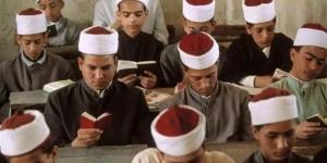 انتظام امتحان الأحياء للقسم العلمي بامتحانات الشهادة الثانوية الأزهرية واستقرار اللجان