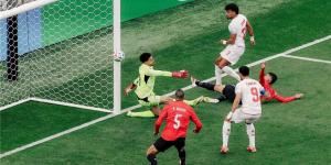 "رامين رضائيان" رجل مباراة مصر وإيران في كأس العالم 2026