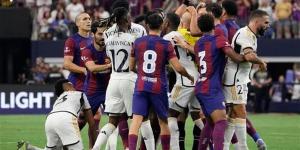 رسميًا.. الليجا تعلن موعد الكلاسيكو بين ريال مدريد وبرشلونة في موسم 2026-2027