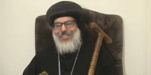 الأنبا إقلاديوس يترأس صلوات تطييب رفات "القوي الأنبا موسى" بدير الشايب