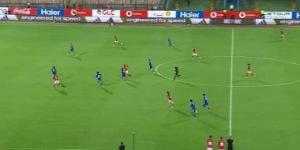 75 دقيقة.. الأهلي 0-0 سموحة.. نزول بقرار وأفشة