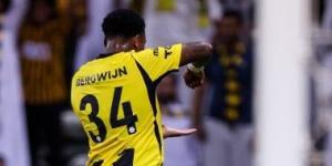 اتحاد جدة يتقدم على الفيصلى بهدفين فى الشوط الأول