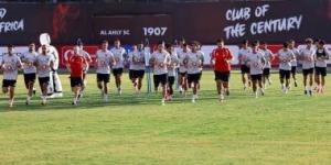 عموتة يبحث عن أكثر من ودية لتجهيز بدلاء الأهلى فى التوقف