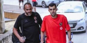 طبيب الأهلي يطمئن على يوسف بلعمري ويطالبه بتنفيذ البرنامج التأهيلي