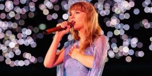 تايلور سويفت تفاجئ جمهورها بالإعلان عن إصدار جديد لألبومها "The Life of a Showgirl"