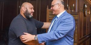 محافظة الإسكندرية: تسلم 6 رحلات عمرة لوالدي شهداء الواجب والأمهات المكافحات