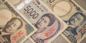 سعر الين الياباني مقابل الجنيه في البنوك المصرية مساء اليوم الإثنين