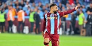 النجيل الصناعي يهدد مشاركة محمد صلاح مع طرابزون فى دوري المؤتمر الأوروبي