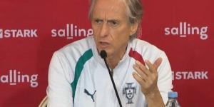 تفاصيل أزمة رونالدو وجيسوس.. اجتماع مع رئيس الاتحاد البرتغالي ومغادرة المعسكر