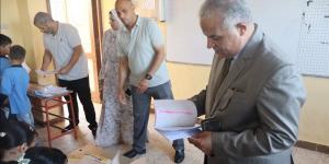 وكيل تعليم الدقهلية يتابع انتظام الدراسة بمدارس تمى الأمديد وغرب المنصورة (صور)