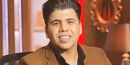 عمر كمال يطرح برومو أحدث ألبوماته الغنائية