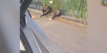 الداخلية تضبط عاطلين ظهرا في مقطع فيديو تحت تأثير المخدر بمصر الجديدة