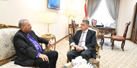 «حقوق إنسان النواب» تستقبل وفد الهيئة القبطية الإنجيلية لبحث تعزيز التعاون المشترك..صور