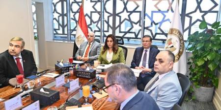 البيئة والزراعة والري يناقشون استراتيجيات مواجهة تأثيرات تغير المناخ على الأمن الغذائي