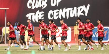 الأهلي يدرس ضم ثلاثي الشباب إلى بعثة الفريق في السوبر المصري