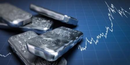 تراجعات مؤشرات التداول علي أونصة الفضة عالميا اليوم