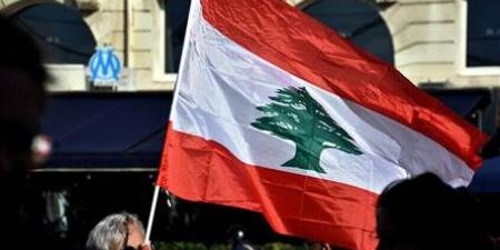 شهران "حاسمان" في لبنان